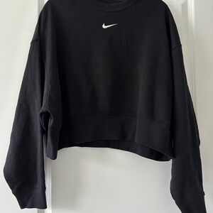 Nike Black Cropped Crewneck Sweatshirt